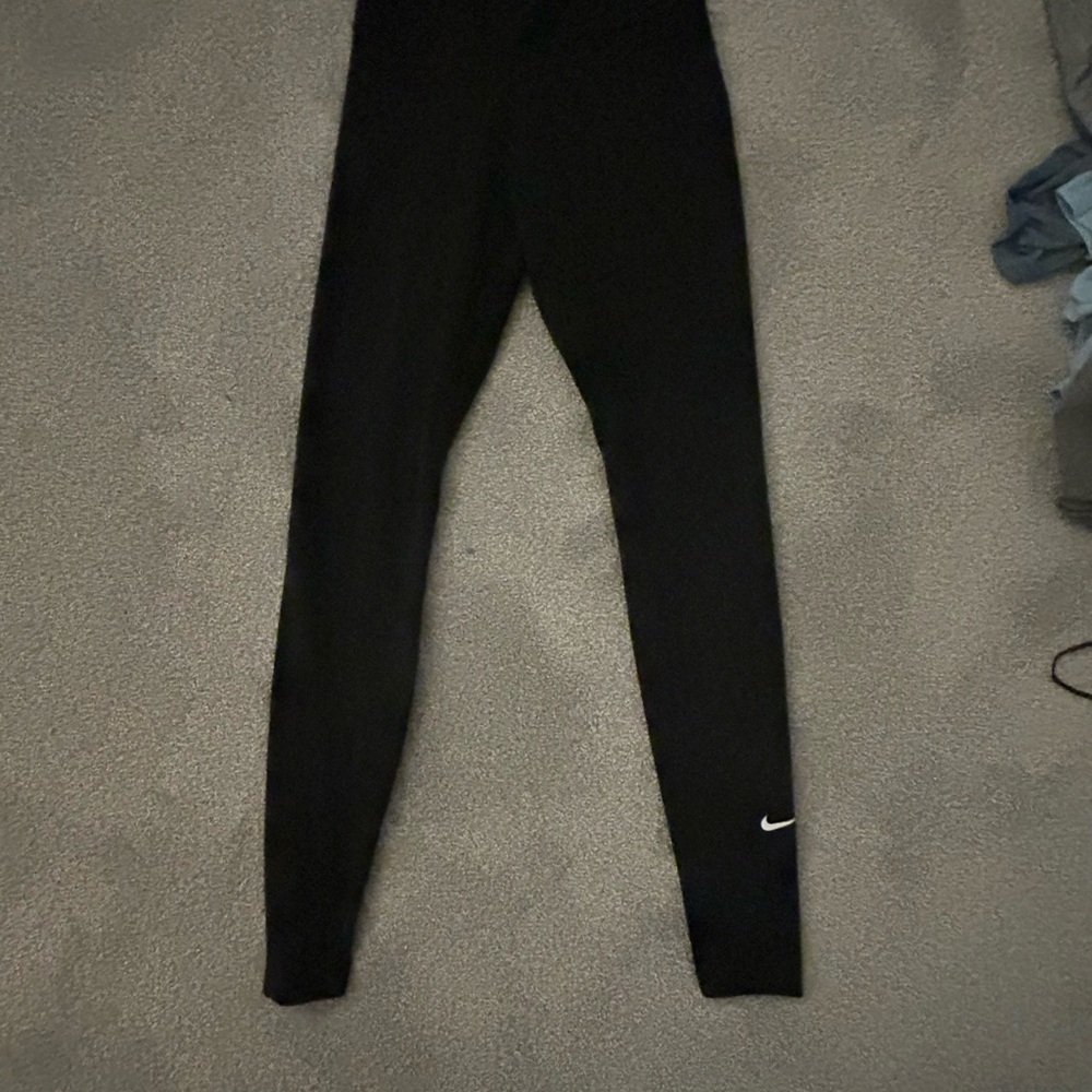 Nike dry fit black leggings XS